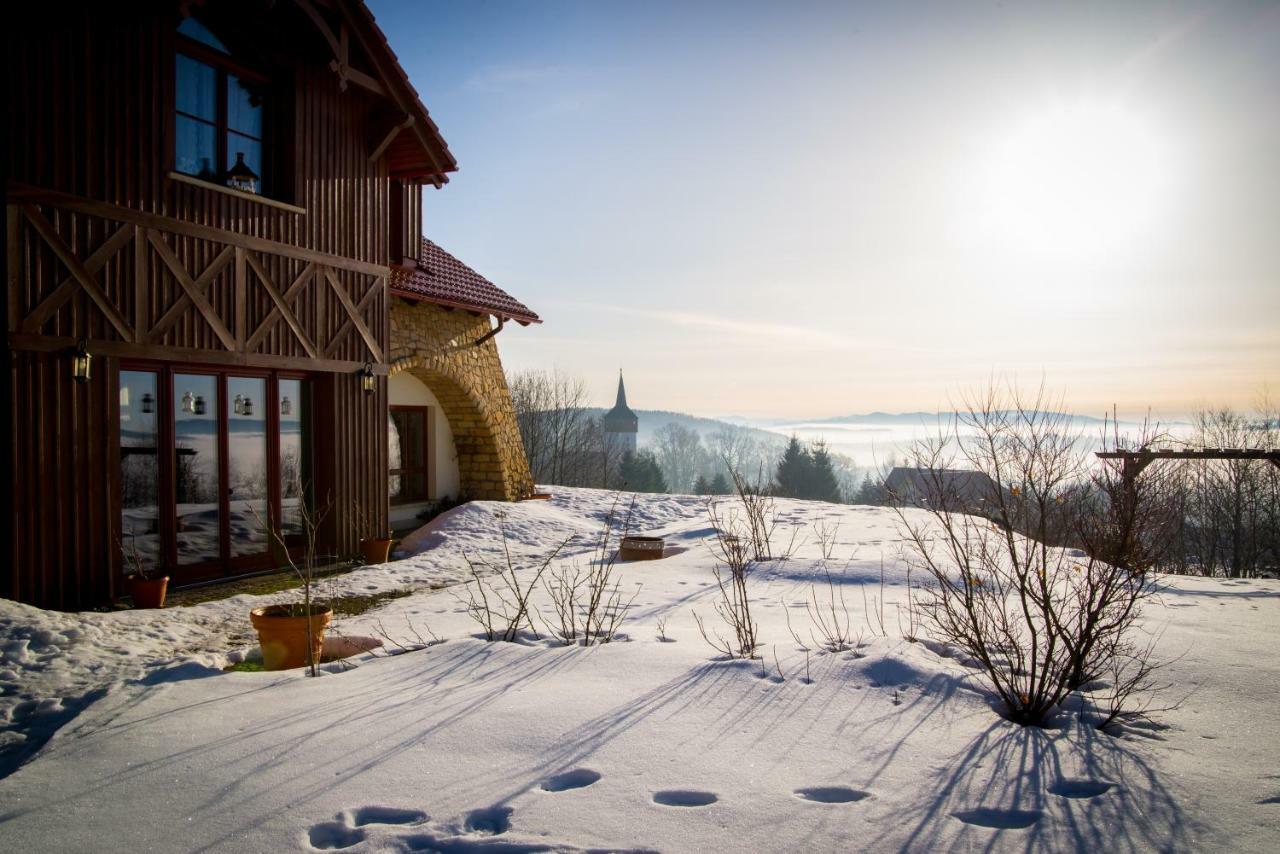 Apartamenty Romanowka Raszow ภายนอก รูปภาพ