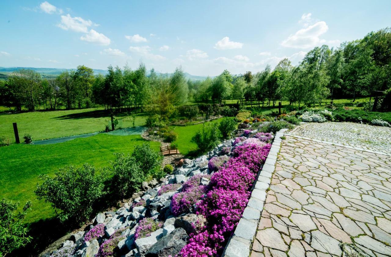 Apartamenty Romanowka Raszow ภายนอก รูปภาพ